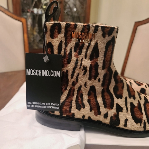 Moschino Mens Leopard Print Chelsea Boot Size 1p NWT - Picture 5 of 6